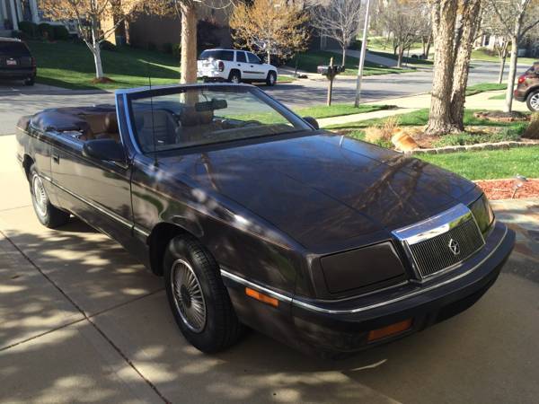 1988 Chrysler LeBaron Convertible 1988 Chrysler LeBaron