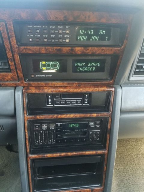 1988 Chrysler LeBaron - photo 9