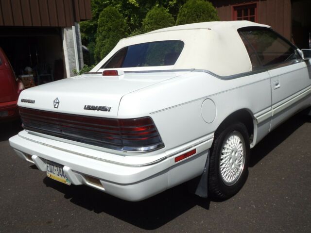 1988 Chrysler LeBaron - photo 3