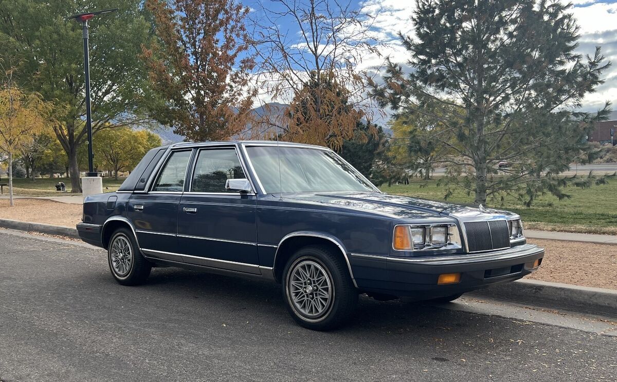 1988 Chrysler LeBaron - photo 4
