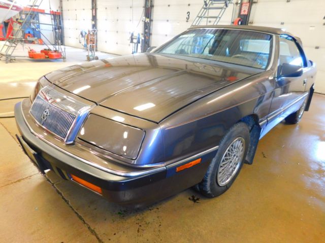 1988 Chrysler LeBaron - photo 3