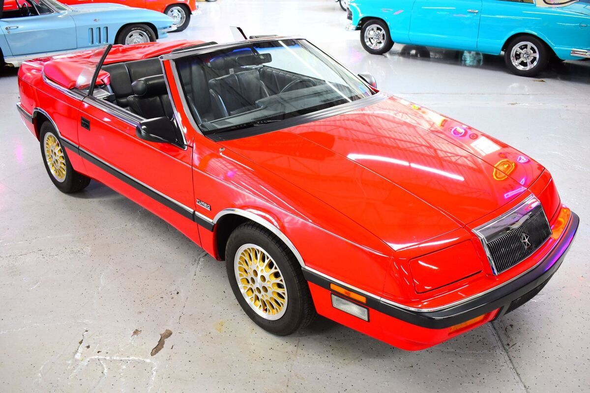 1988 Chrysler LeBaron Convertible - photo 2