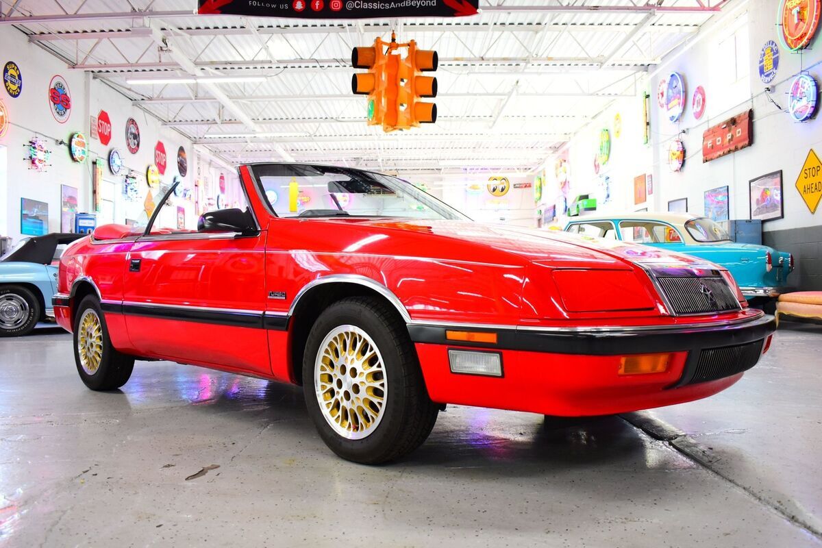 1988 Chrysler LeBaron Convertible - photo 3