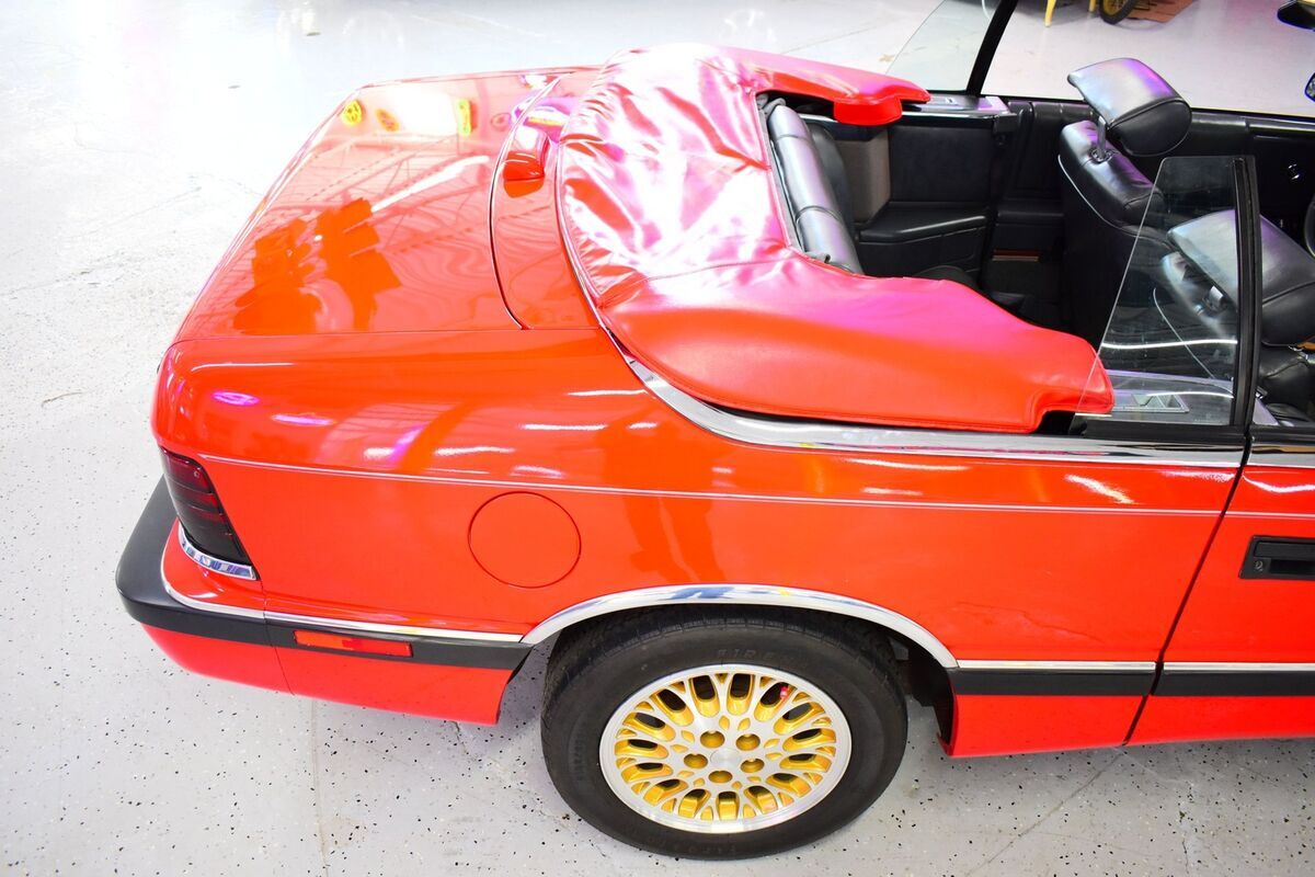 1988 Chrysler LeBaron Convertible - photo 7