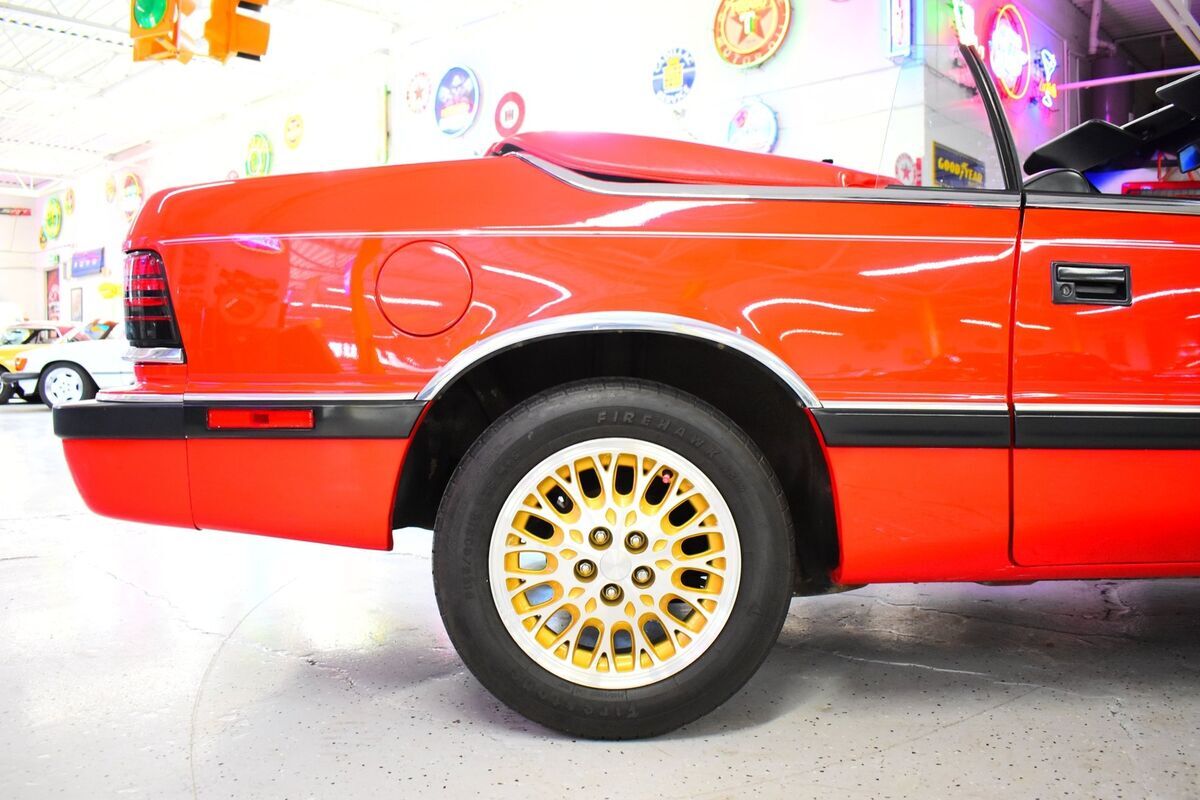 1988 Chrysler LeBaron Convertible - photo 8