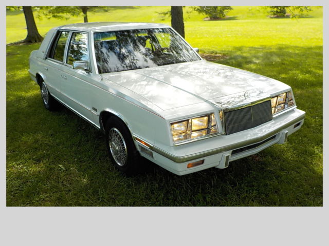 1988 Chrysler New Yorker NO RESERVE Turbo - photo 4