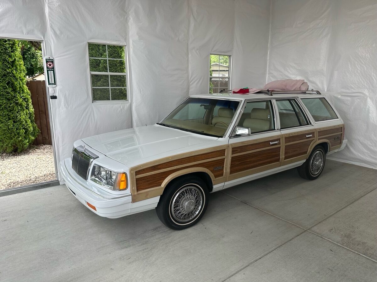 1988 Chrysler Town & Country TOWN AND COUNTRY - photo 8