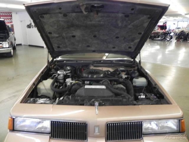 1988 Oldsmobile Cutlass Classic - photo 9