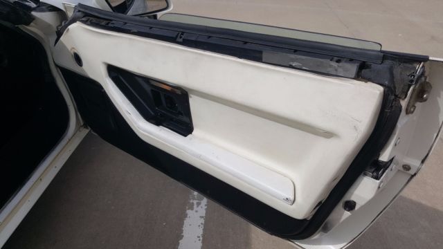 1988 Chevrolet Corvette 35th Anniversary Edition - photo 11