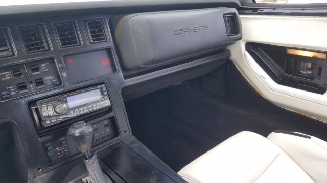 1988 Chevrolet Corvette 35th Anniversary Edition - photo 8