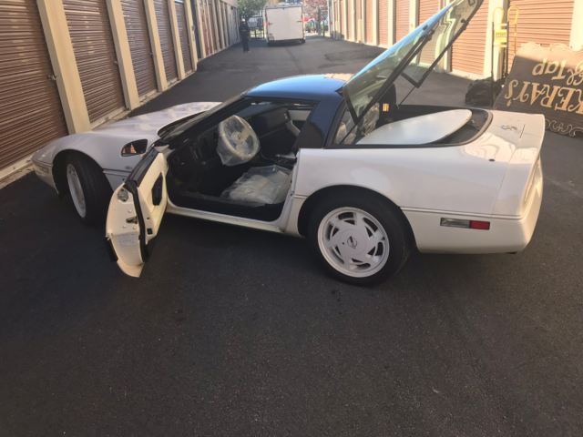 1988 Chevrolet Corvette 35TH ANNIVERSARY - photo 8