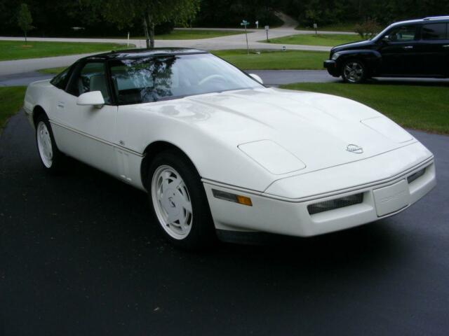 1988 Chevrolet Corvette - photo 3