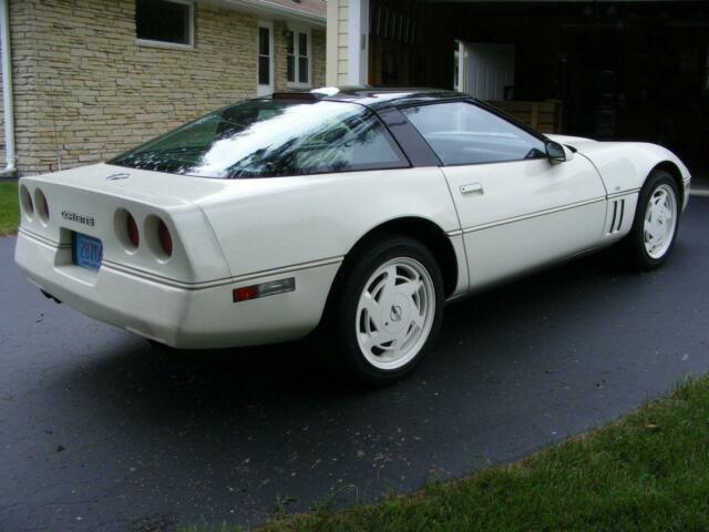 1988 Chevrolet Corvette - photo 4