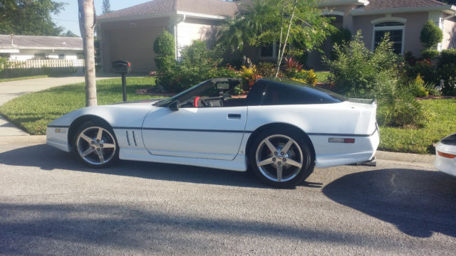 1988 Chevrolet Corvette - photo 2