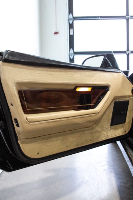 1988 Chevrolet Corvette - photo 13