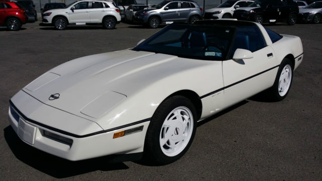 1988 Chevrolet Corvette - photo 8