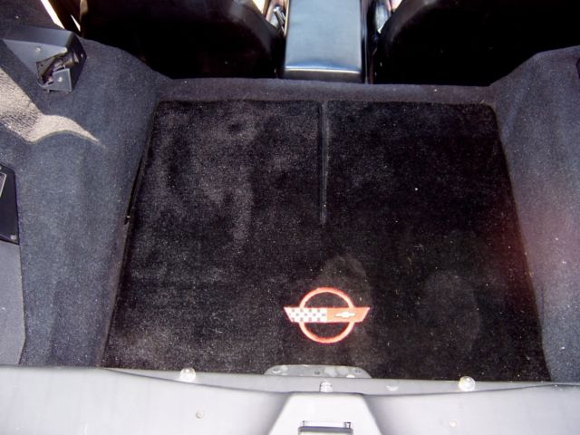 1988 Chevrolet Corvette Coupe - photo 13