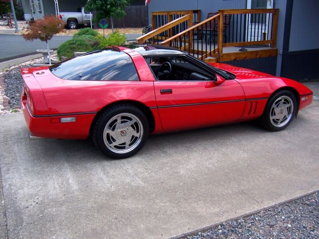 1988 Chevrolet Corvette Coupe - photo 3