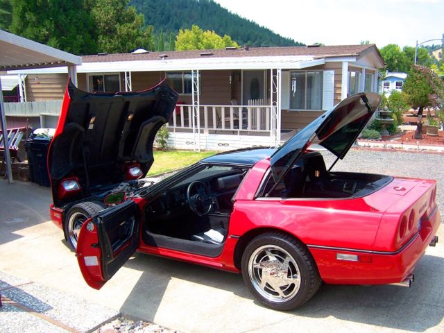 1988 Chevrolet Corvette Coupe - photo 7