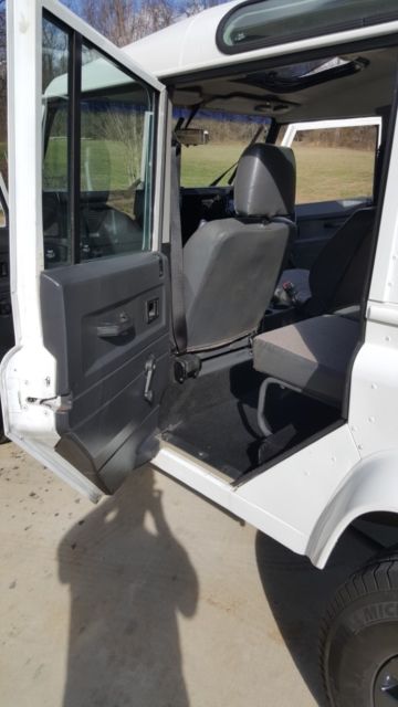 1988 Land Rover Defender County - photo 12