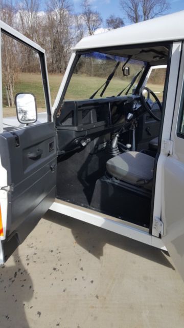 1988 Land Rover Defender County - photo 13