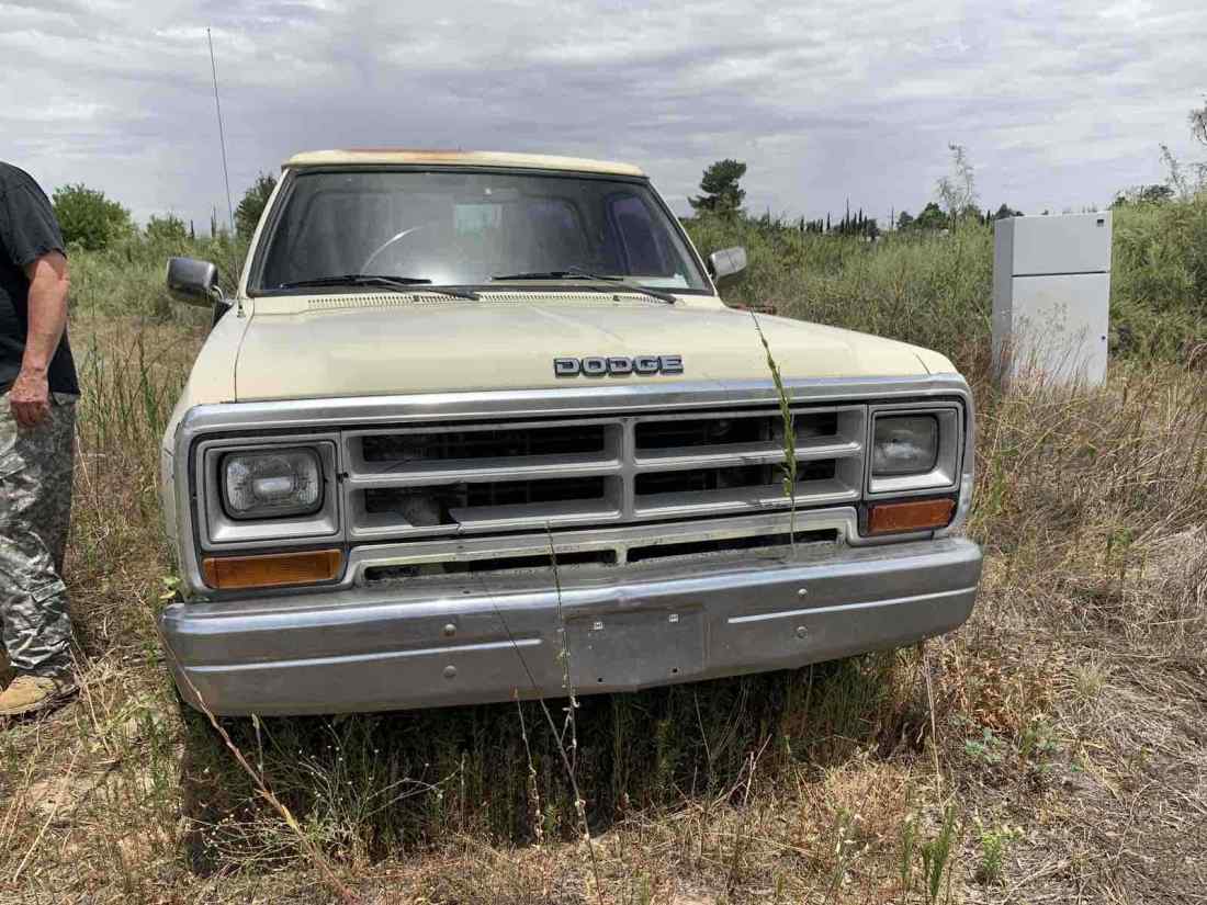 1988 Dodge D150 D150 - photo 2
