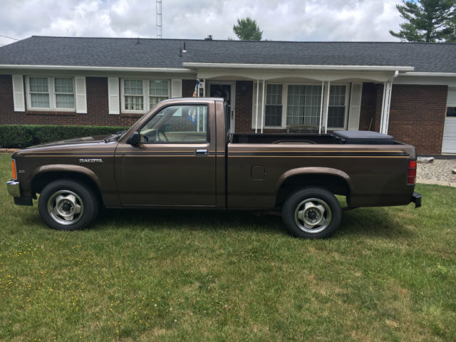 1988 Dodge Dakota 1988 Dodge Dakota 2 Door standard Cab