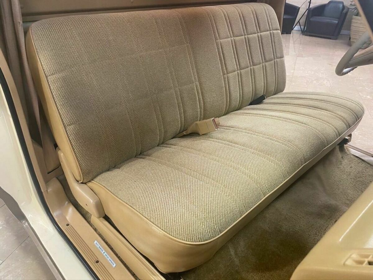 1988 Dodge Dakota Base 2dr Standard Cab LB - photo 10