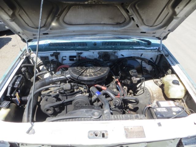 1988 Dodge Dakota Base Standard Cab Pickup 2-Door - photo 9
