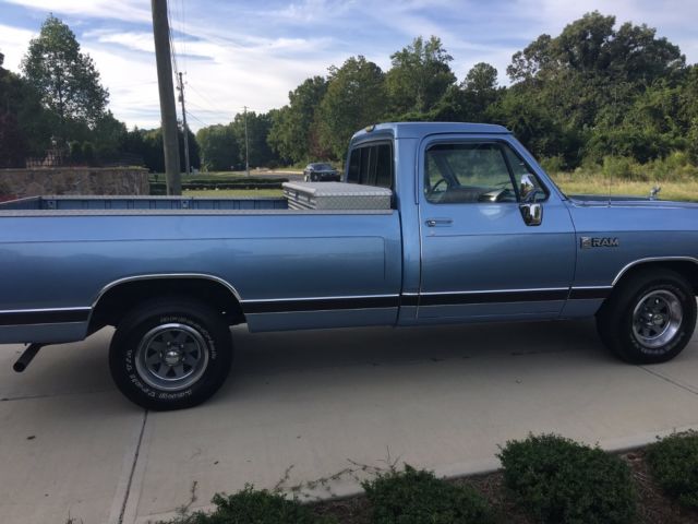 1988 Dodge Ram 1500 - photo 9