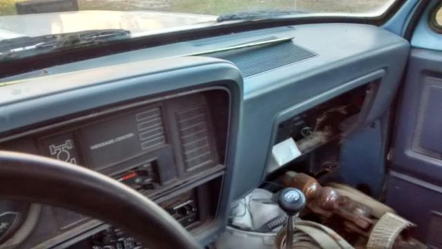 1988 Dodge Ram 2500 - photo 11