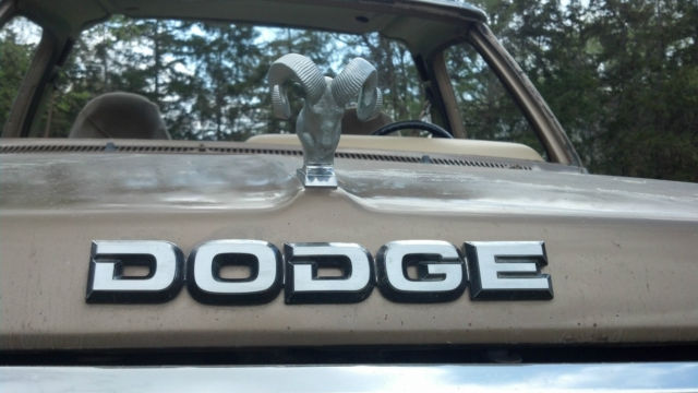 1988 Dodge Ram Charger 150 Royal SE 4wd 360 v8 L@@K off road toy farm ATV 1988 Dodge Ramcharger