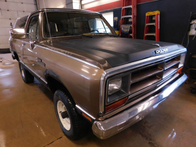 1988 Dodge Ram Charger LE T1256365 1988 Dodge Ramcharger
