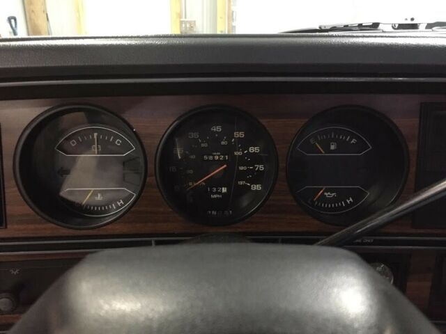 1988 Dodge Ram 1500 D100 - photo 3