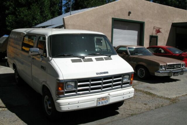1988 Dodge Ram 3500 VAN - photo 2