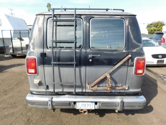 1988 Dodge Ram Van - photo 6