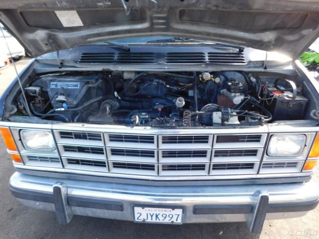 1988 Dodge Ram Van - photo 9