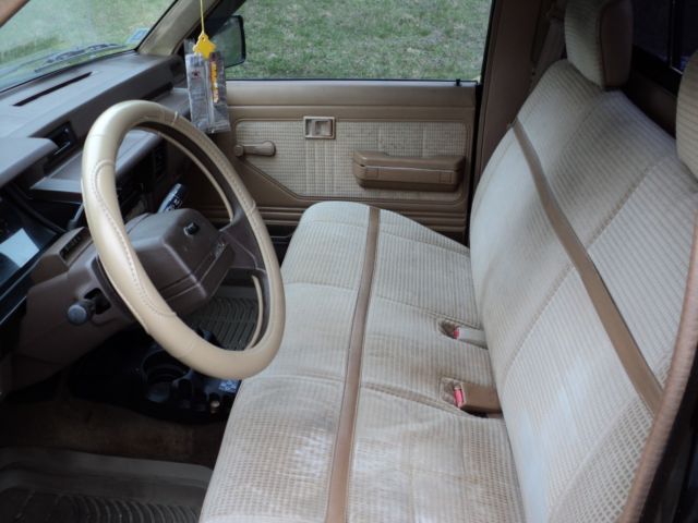 1988 Dodge Other Pickups Gold - photo 9