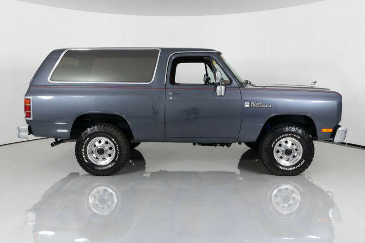1988 Dodge Ramcharger 44k Miles - photo 12
