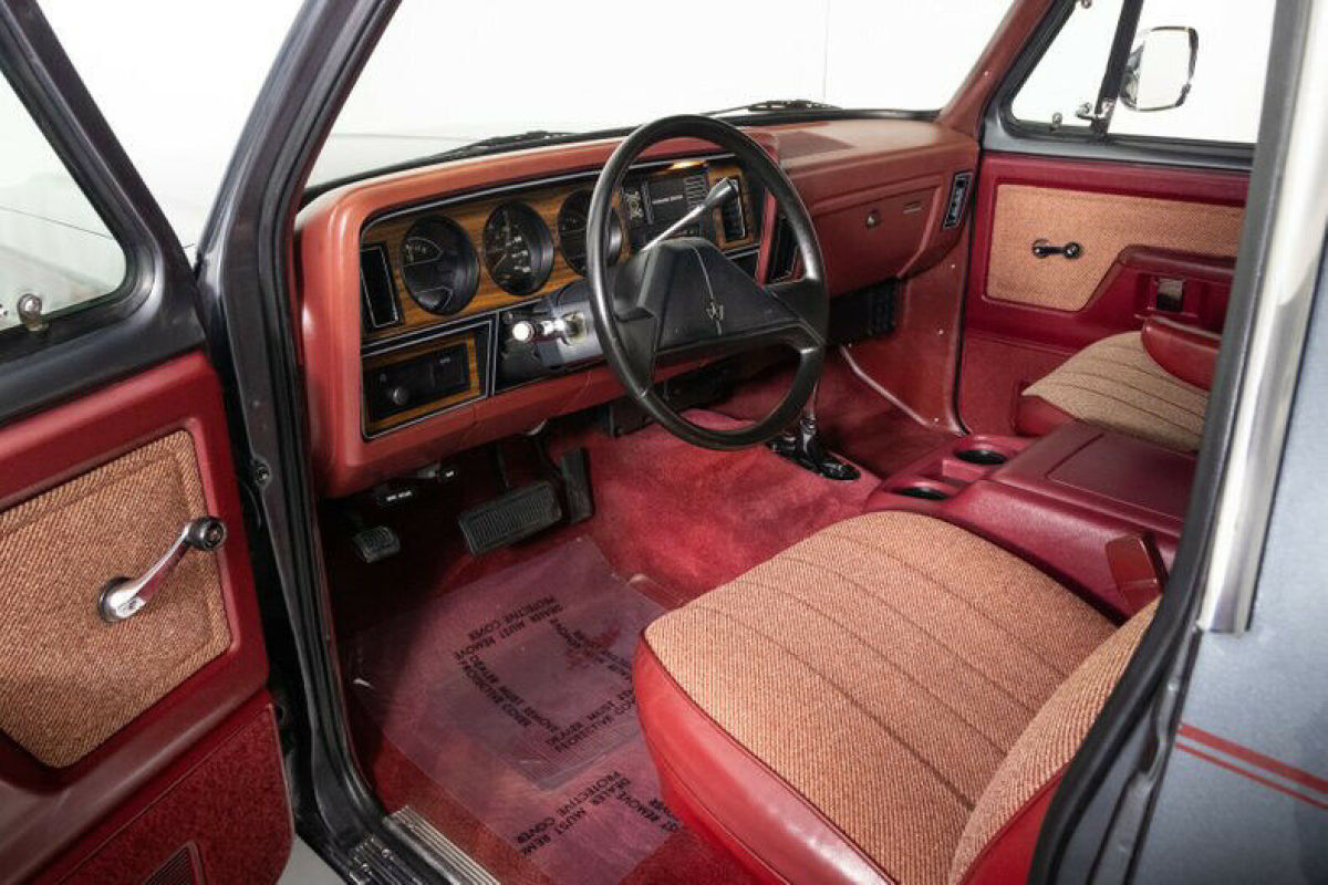 1988 Dodge Ramcharger 44k Miles - photo 2