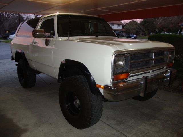 1988 Dodge Ramcharger - photo 4