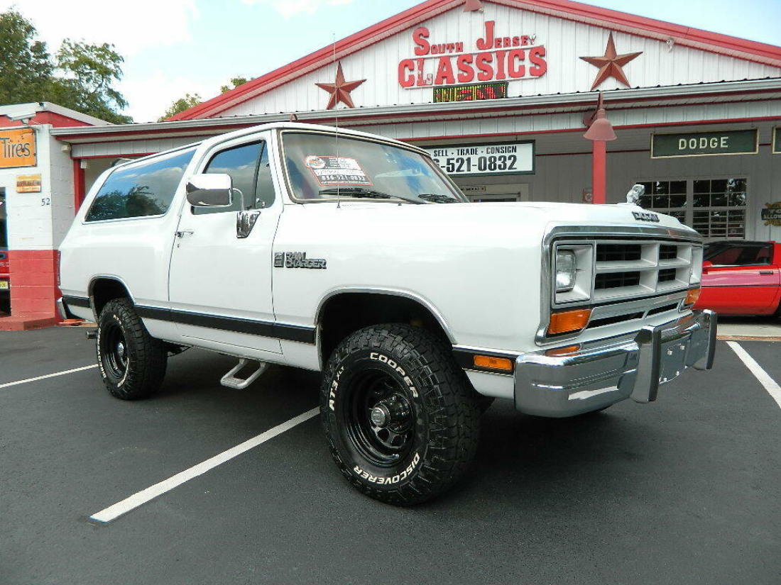 1988 Dodge Ramcharger - photo 2