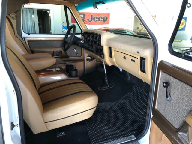 1988 Dodge Ramcharger LE - photo 7