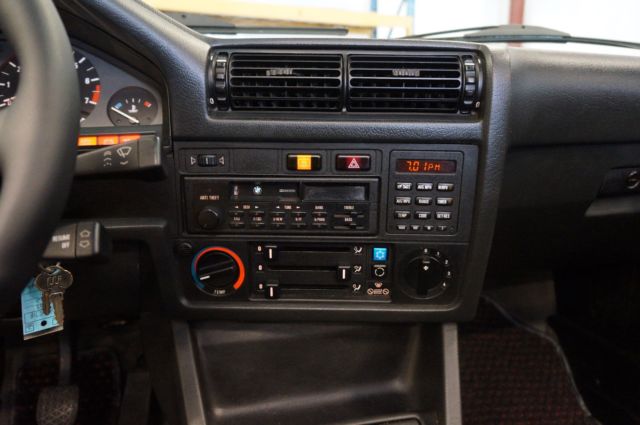 1988 BMW 3-Series 325i - photo 11