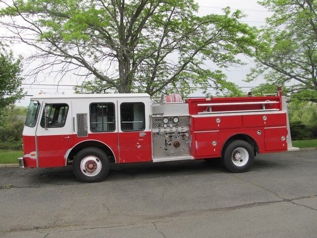 1988 Federal Motors FIRE TRUCK W/PUMPER MAKE OFFER GREAT BEER/REFRESHMENT TRUCK 1988 Other Makes