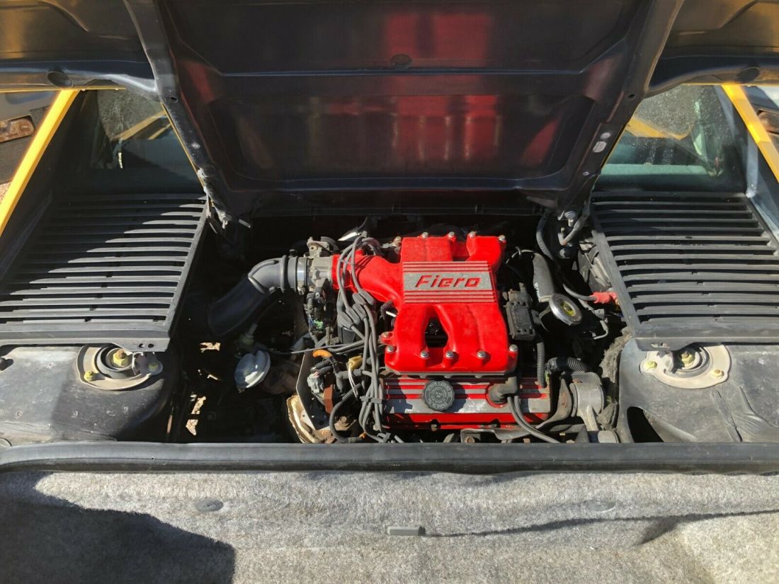 1988 Pontiac Fiero - photo 10