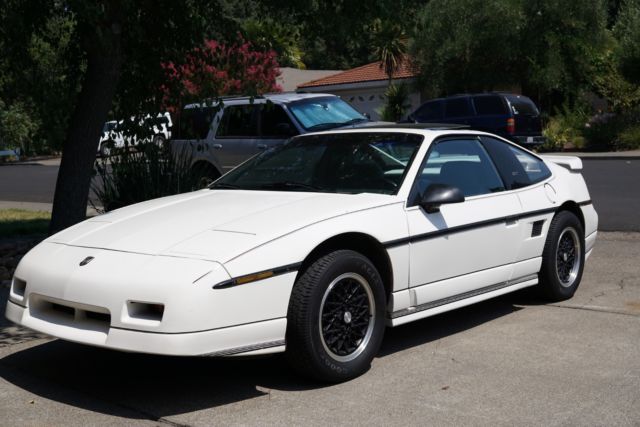 1988 Pontiac Fiero GT