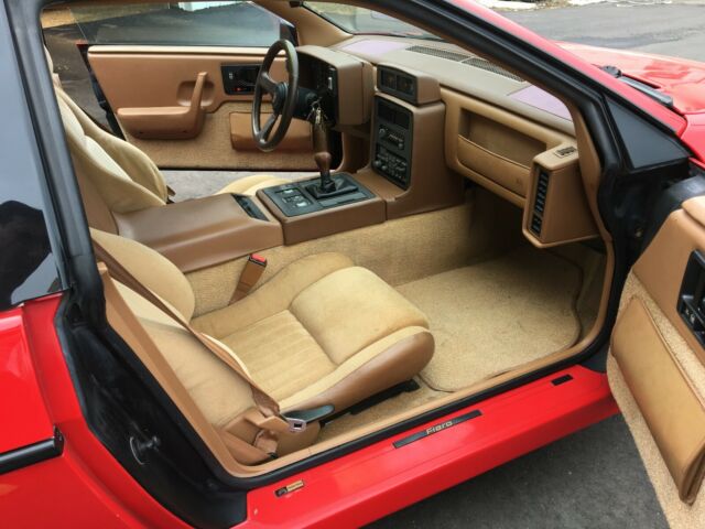 1988 Pontiac Fiero GT - photo 8