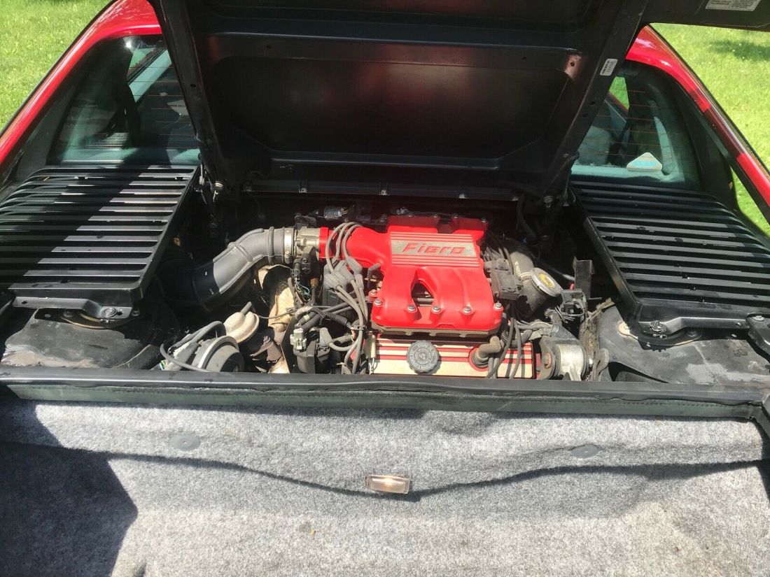 1988 Pontiac Fiero - photo 4