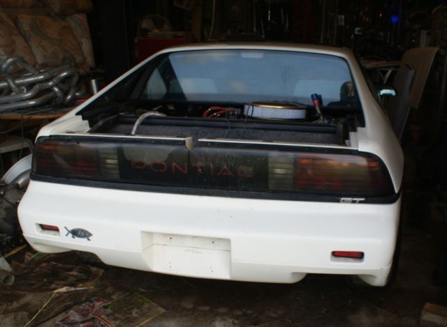 1988 Pontiac Fiero GT - photo 3